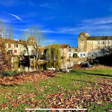 Le Repos Poitevin Un Brin Romantique Apartment Vivonne